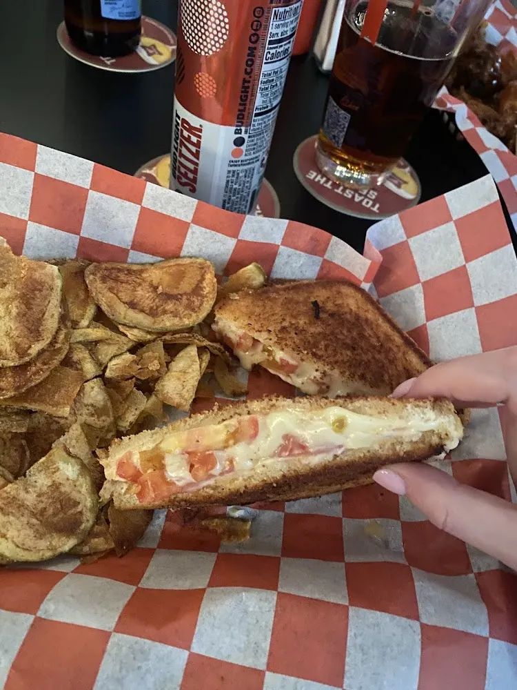 Grilled Cheese with Tomato